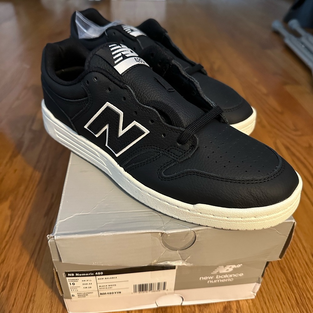 New Balance Numeric 480 Black leather white sole